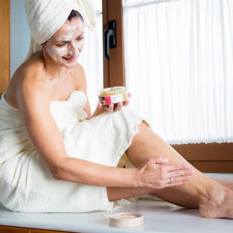 Exfoliante corporal frambuesa y hierbabuena Amapola Biocosmetics 200 ml