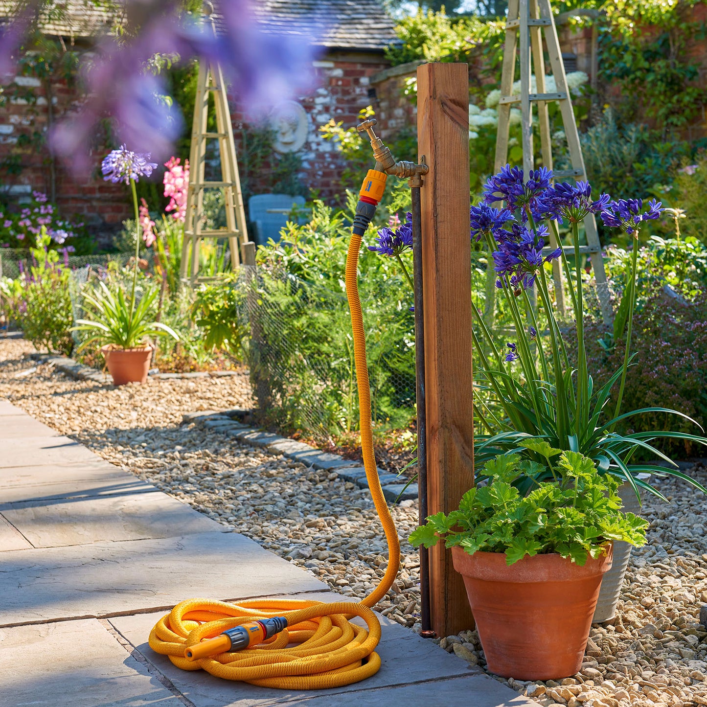 WonderHoze manguera extensible 15 m + Pistola Multispray Hozelock