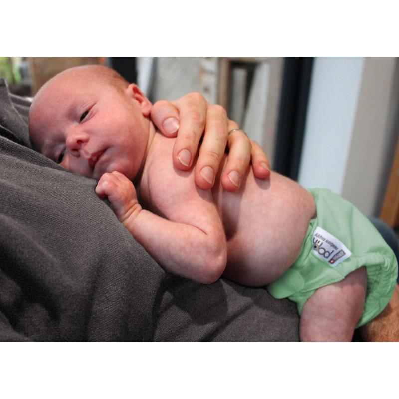 Pack 16 pañales lavables para recién nacido con 6 cobertores y 10 absorbentes Close Parent