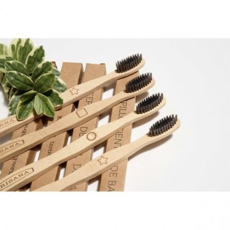 Pack 4x Cepillo dental de bambú y Carbón activo Irisana