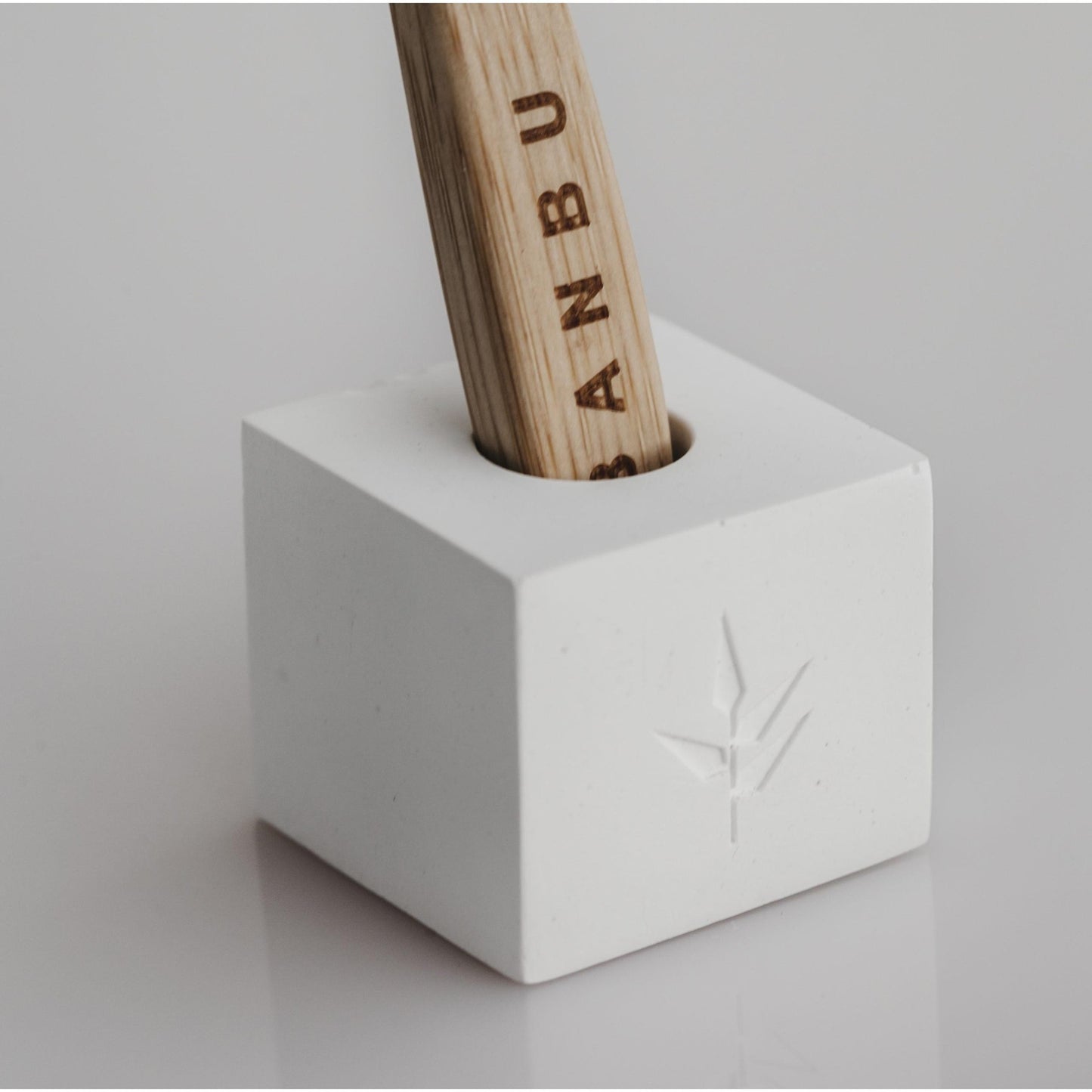 Stand para cepillo de dientes Banbu