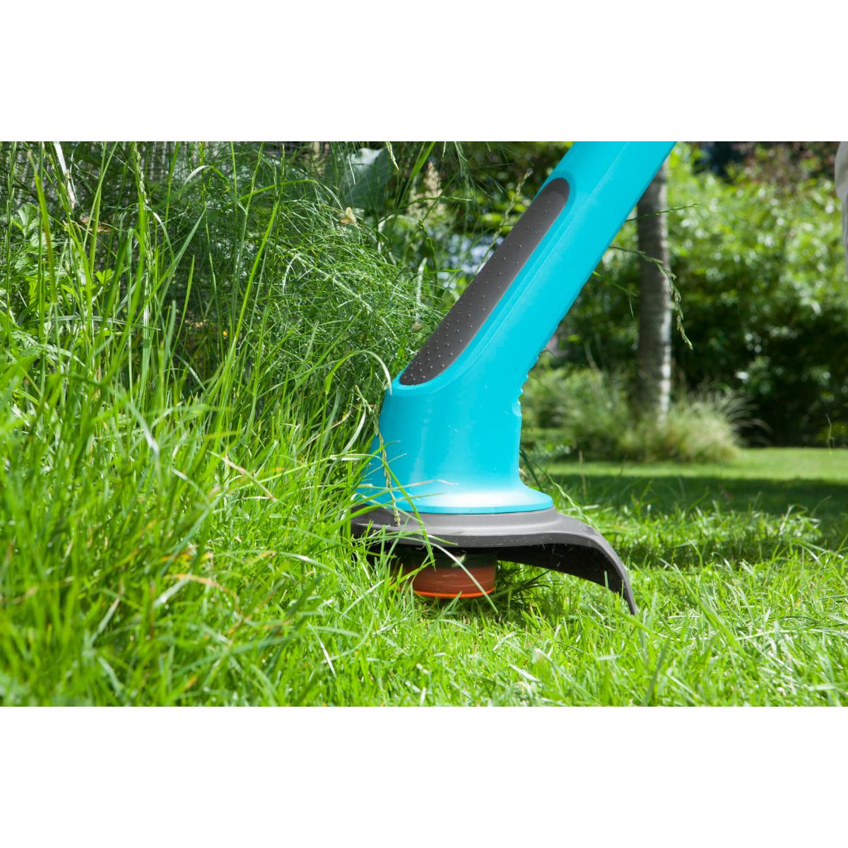 Recortabordes smallcut plus Gardena 350/23