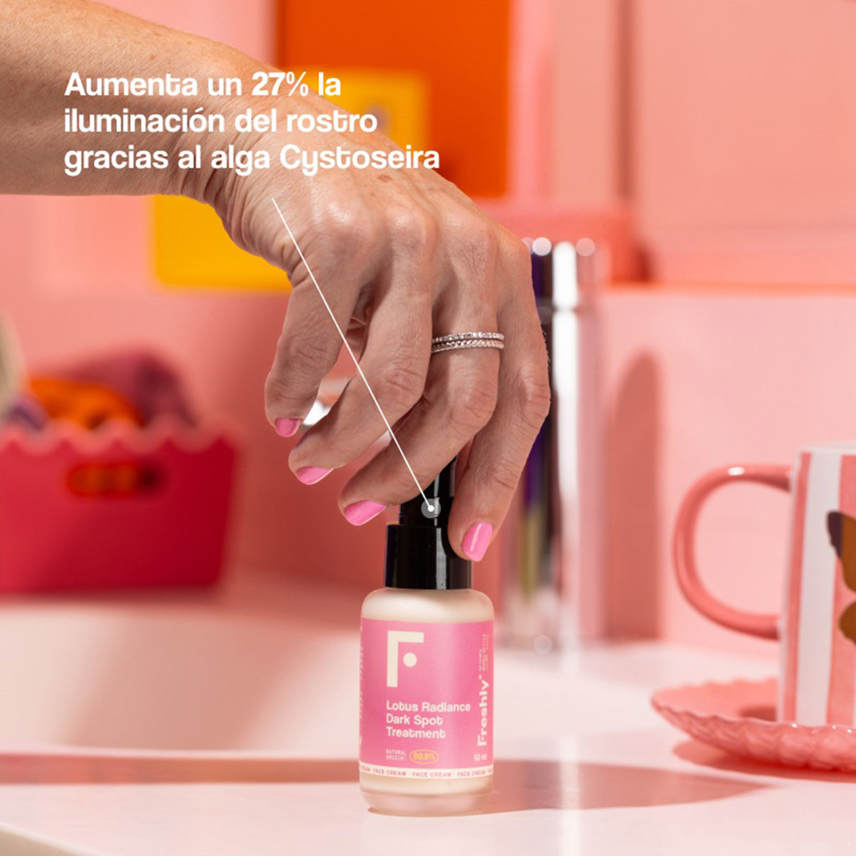 Crema Facial Tratamiento Despigmentante Lotus Radiance Darkspot Freshly 50ml