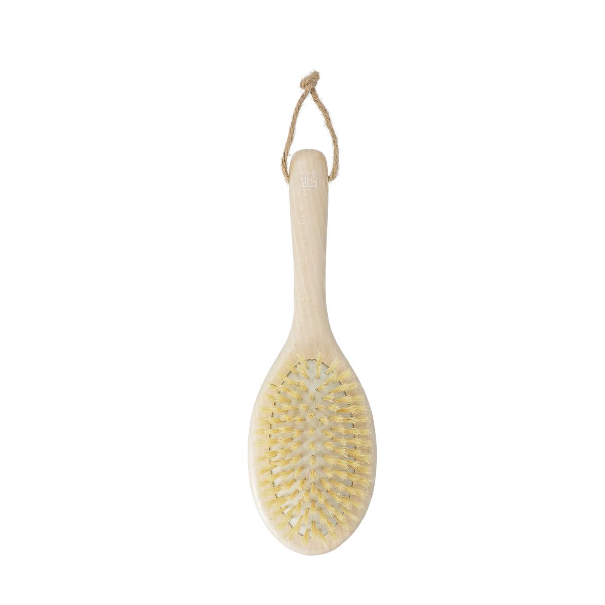 Cepillo de cabello ovalada de madera con fibras cactus La fabrique Green