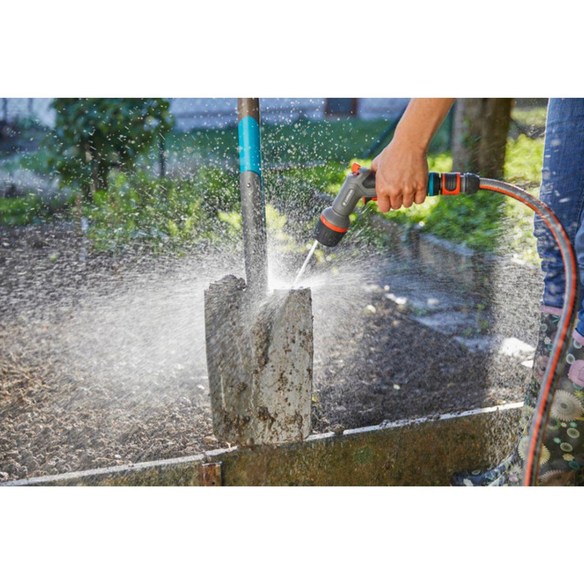 Pistola de limpieza Gardena con boquilla ecoPulse