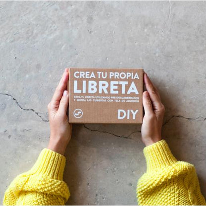 Kit Haz tu Libreta DIY Cuadros azul y blanco
